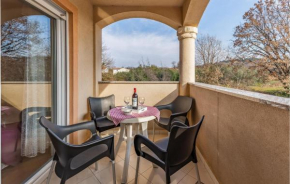 Lovely Apartment In Medulin With Kitchen